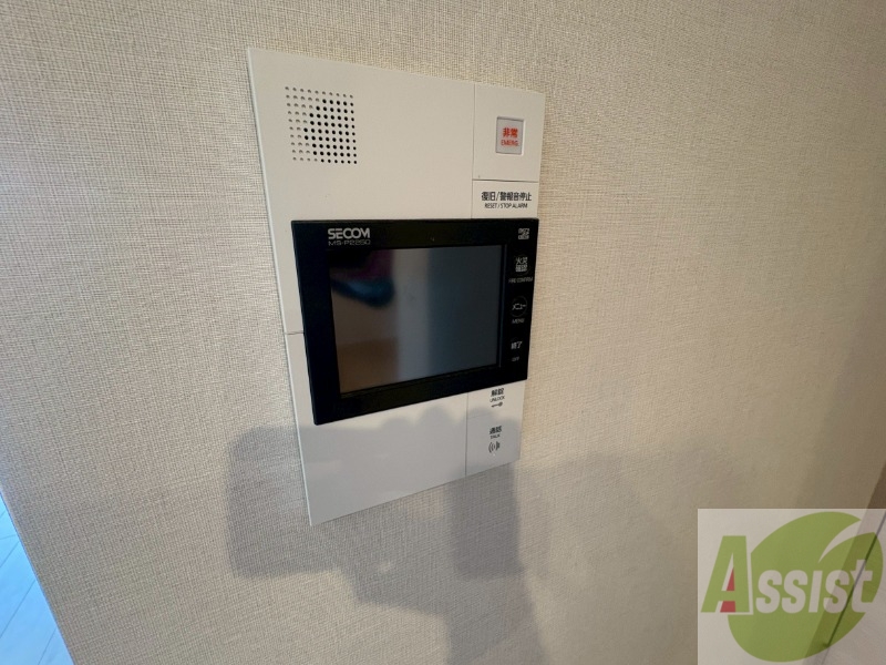 その他設備　ＴＶモニター付インターホンです。来客者の顔が見えるので安心！