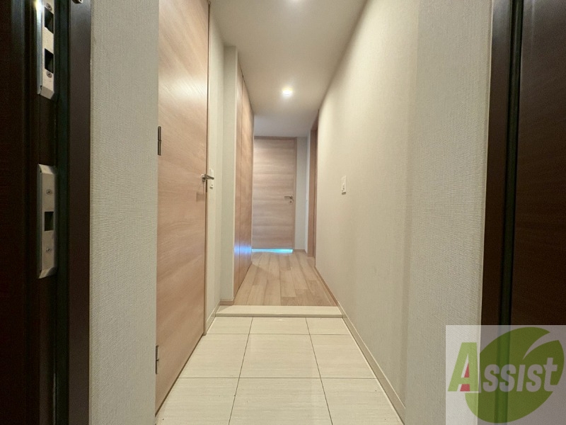 玄関　使いやすく明るい印象の玄関になっておりました！