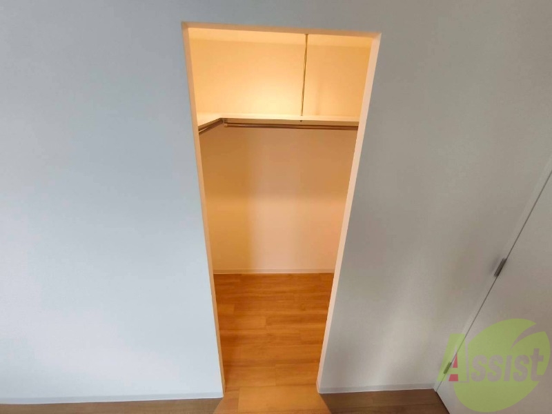 収納　洋室にはクローゼットがあるのですっきり片付きそうです。