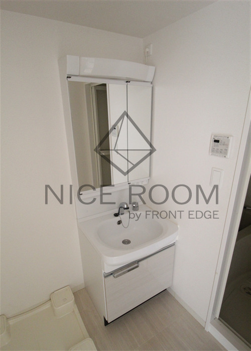 洗面設備　プレサンス大阪福島シエル　洗面所