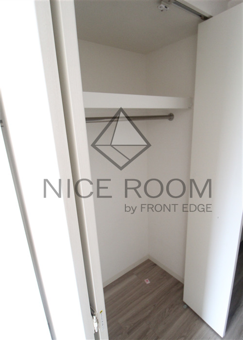 収納　プレサンス大阪福島シエル　収納