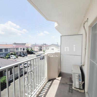 バルコニー　※写真は別号室のものですので現状優先とさせていただきます