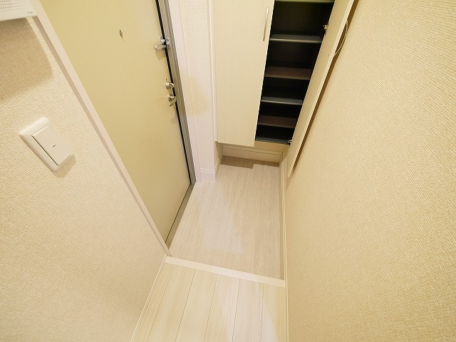 玄関　明るい玄関です