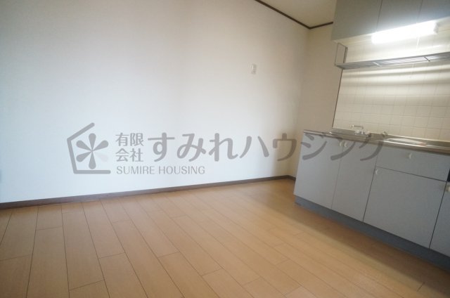 居室・リビング　参考、同建物・同間取りの号室