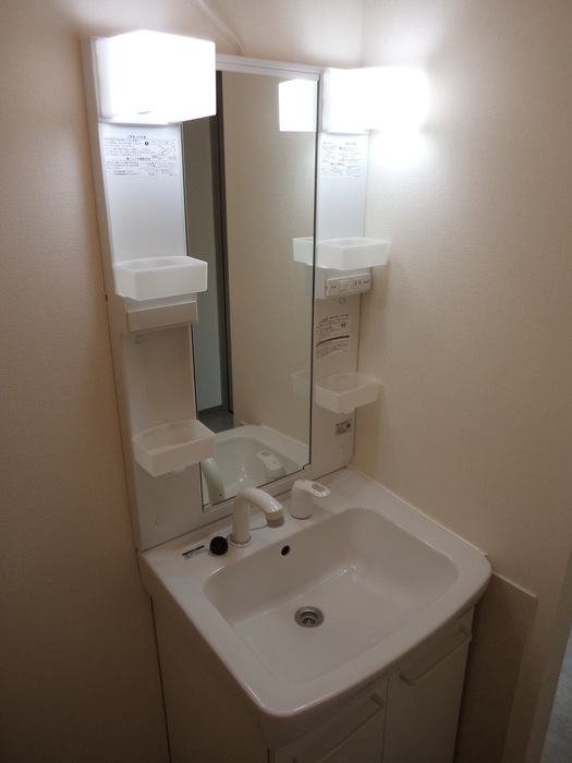 洗面設備　使いやすい洗面所です