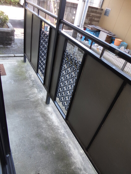 バルコニー　お洗濯にも便利なバルコニー付き