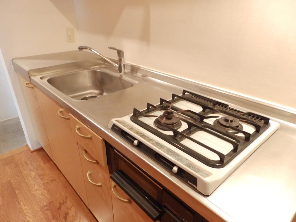 キッチン　2口ガスコンロ