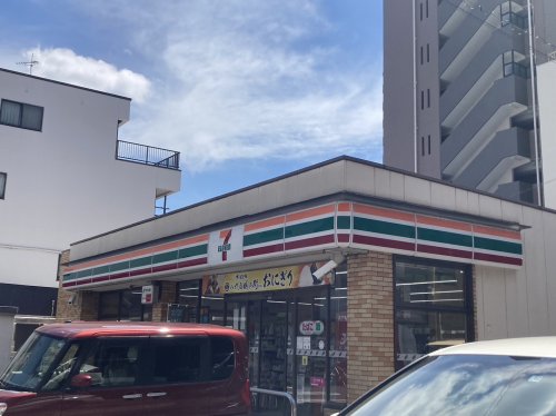 コンビニ　セブン－イレブン名古屋金山４丁目店（コンビニ）まで187m