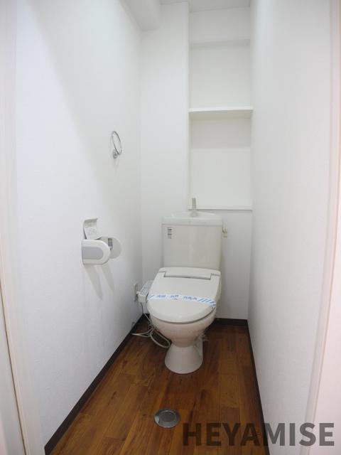 トイレ　※同間取りの別の階のお部屋の画像です※