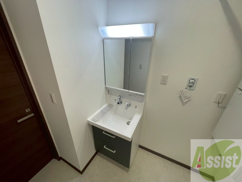 洗面設備　シャンプードレッサーで身支度もラクラクです！