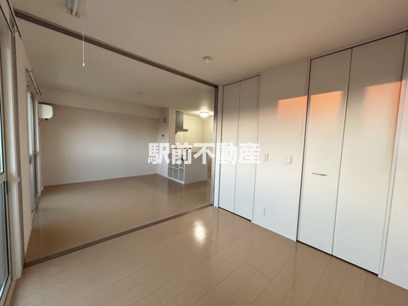 居室・リビング　明るいリビング！！