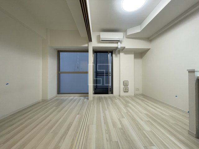 居室・リビング　RISING Maison 本町橋（ライジングマンション本町