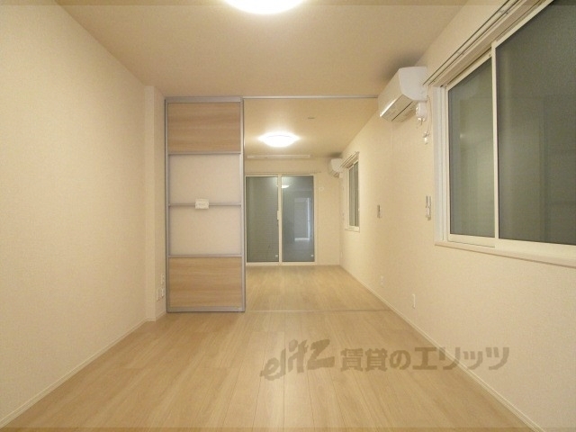 居室・リビング　リビング