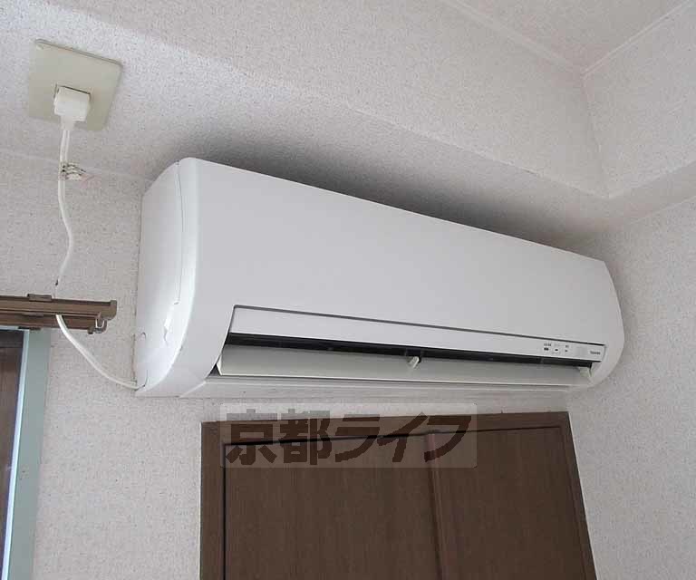 その他設備　エアコン付き・