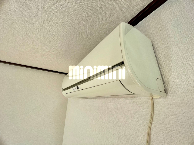 その他設備　エアコンは夏も冬も大活躍