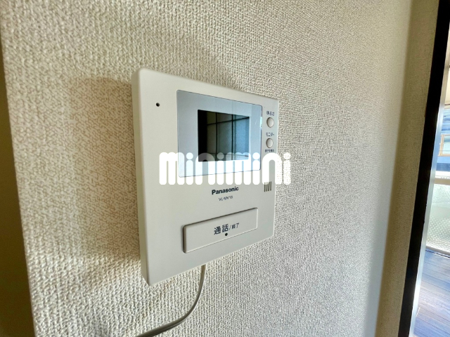 セキュリティ　来客時はテレビモニターホンで確認できます
