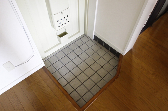 玄関　※別部屋の写真です