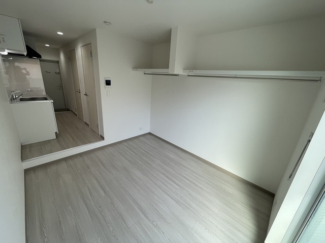 居室・リビング　別号室の写真です