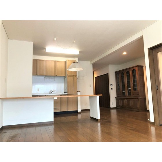 居室・リビング　居間