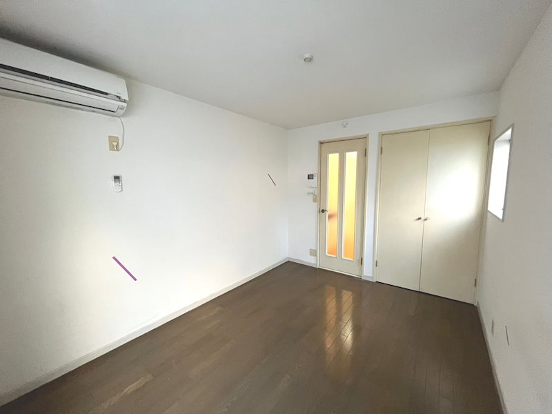 居室・リビング　別号室の参考写真です。