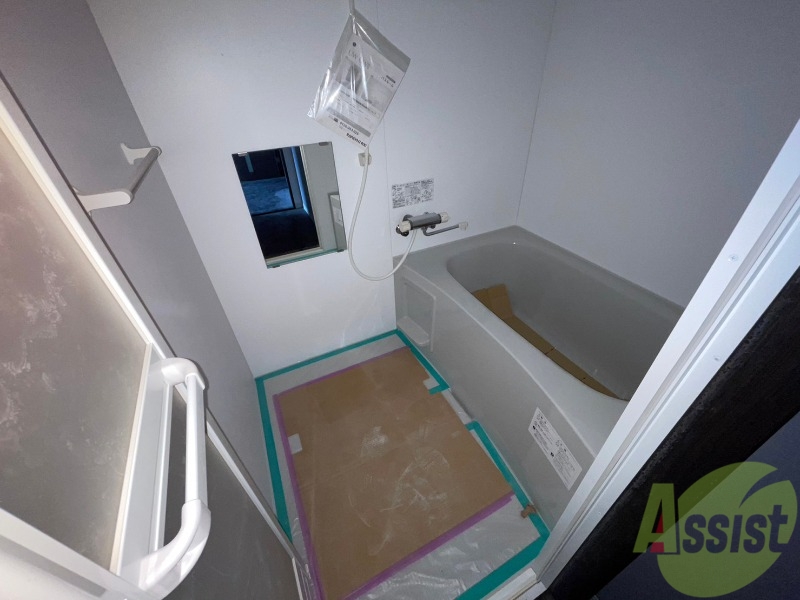 バス・シャワールーム　お風呂になります。一日の疲れを癒してくださいね。