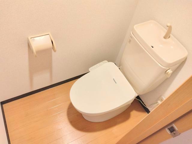 グリーンパーク西端のトイレ写真
