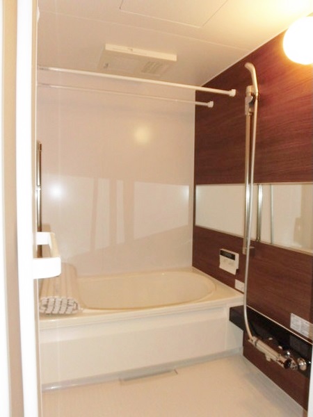 バス・シャワールーム　日々の疲れを癒すお風呂です♪