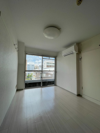 居室・リビング　他号室の写真です。