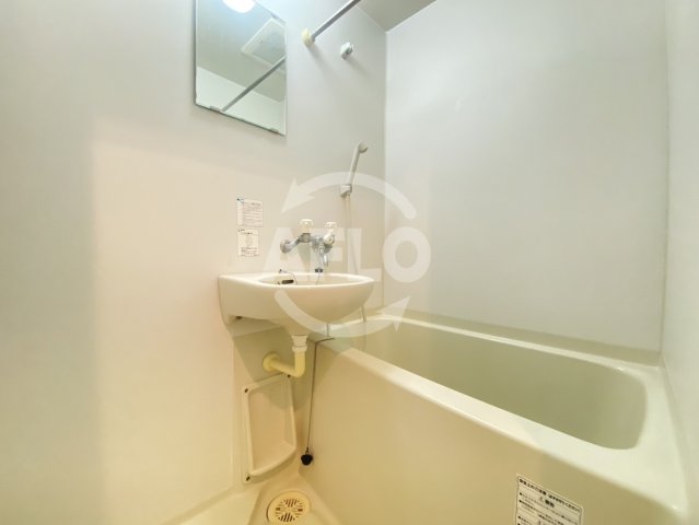 バス・シャワールーム　ベルシモンズ大阪港　風呂