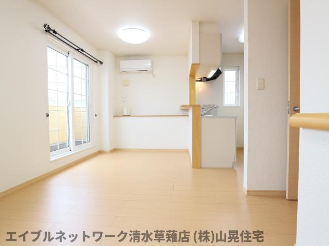 居室・リビング　使いやすい居間です