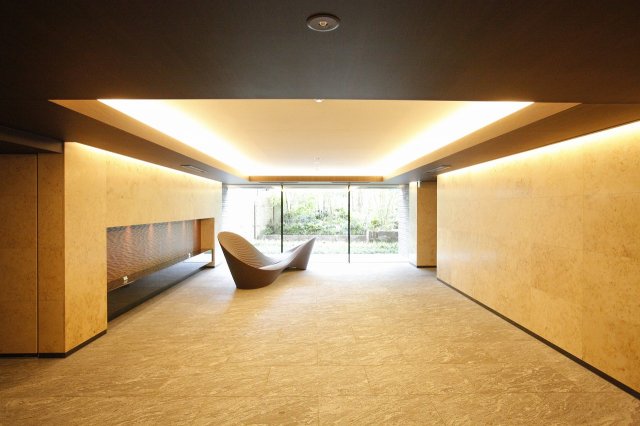 ロビー　ロビー