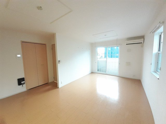 居室・リビング　使いやすい居間です