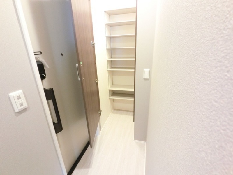 玄関　図面と現状に相違がある場合には現状を優先