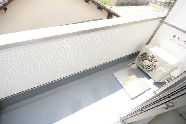 バルコニー　バルコニー