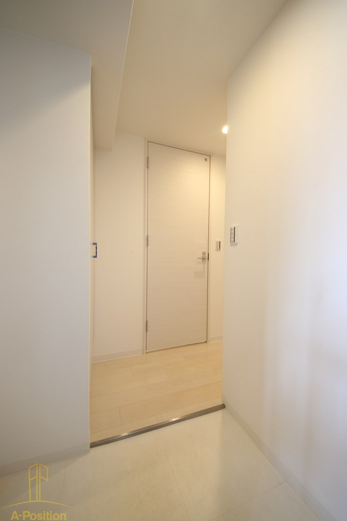 玄関　ラ・フォルム天満橋EAST