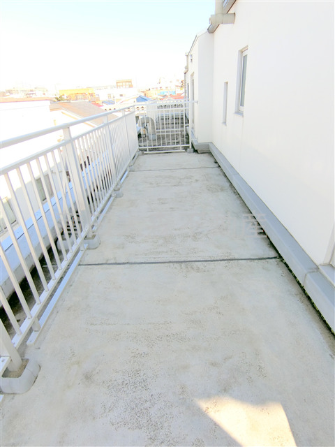 バルコニー　バルコニー