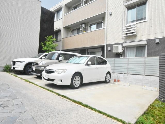駐車場　★★敷地内駐車場有ります★★