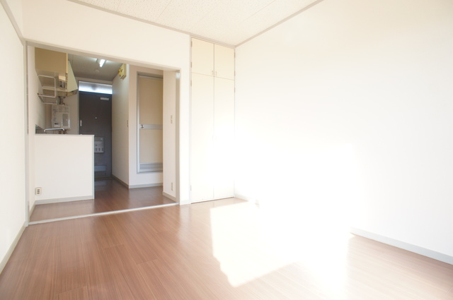 その他部屋・スペース　室内はやわらかい雰囲気を醸し出してくれるクッションフロア☆