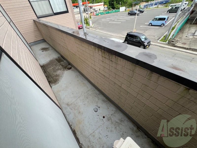 バルコニー　バルコニーを撮影しました。広々しており使いやすそうですね。