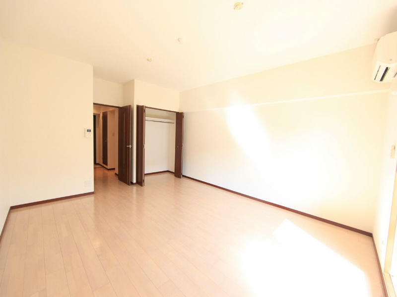 その他部屋・スペース　洋室13.2帖　クローゼット付