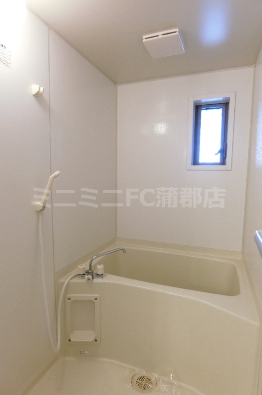 バス・シャワールーム　同タイプ