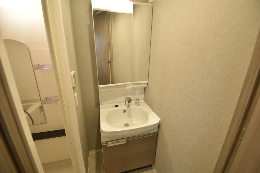 洗面設備　洗髪洗面化粧台