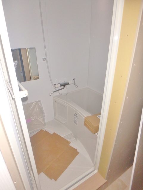 バス・シャワールーム　建築中別号室参考写真です