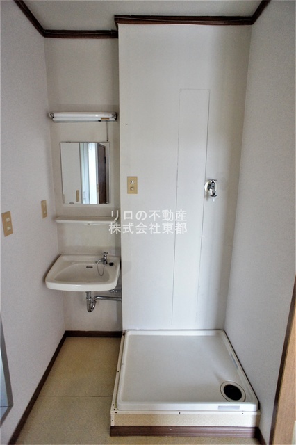 その他　洗濯機置場には防水パンを設置！水漏れも安心です◎