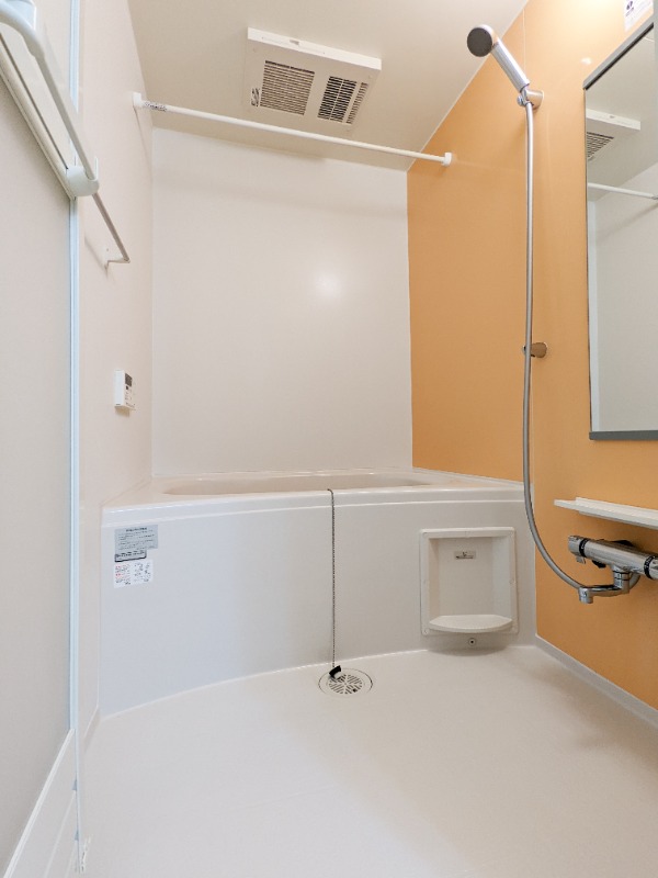 バス・シャワールーム　図面と現状に相違がある場合には現状を優先