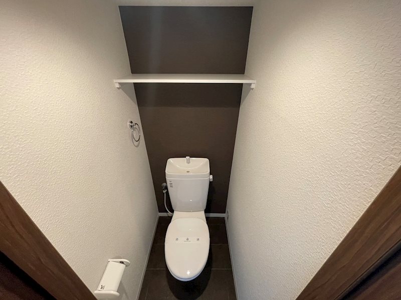 トイレ　別号室・参考写真（実際のお部屋とは異なり異なります）