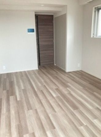 居室・リビング　☆明るい居間☆