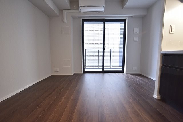 居室・リビング　内観