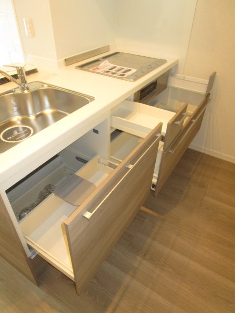 キッチン　参考（写真は305号室）