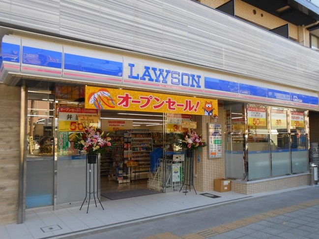 コンビニ　ローソン 港区南市岡一丁目店（コンビニ）まで59m